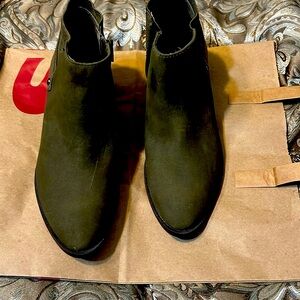 Simply Vera Verawang olive green ankle boots